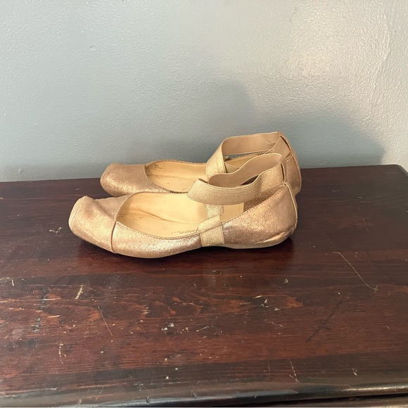 Jessica Simpson Shoes - Rose gold ballet flats